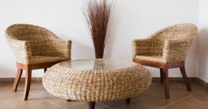 Как обновить мебель из ротанга? 