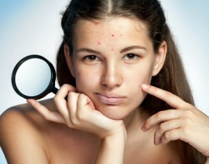 Причины возникновения косметических недостатков кожи
