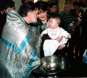 Что надеть на крещение ребенка?