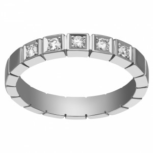 На что следует обратить внимание при покупке кольца с бриллиантом