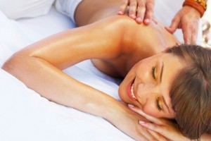 Какую пользу способен обеспечить лечебный и профилактический массаж