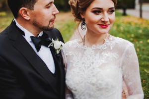Тенденции свадебной моды 2017 года: галстук или бабочка?