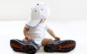 Как правильно выбрать малышу обувь?