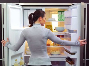 Полезные рекомендации для хозяек по выбору надежного холодильника
